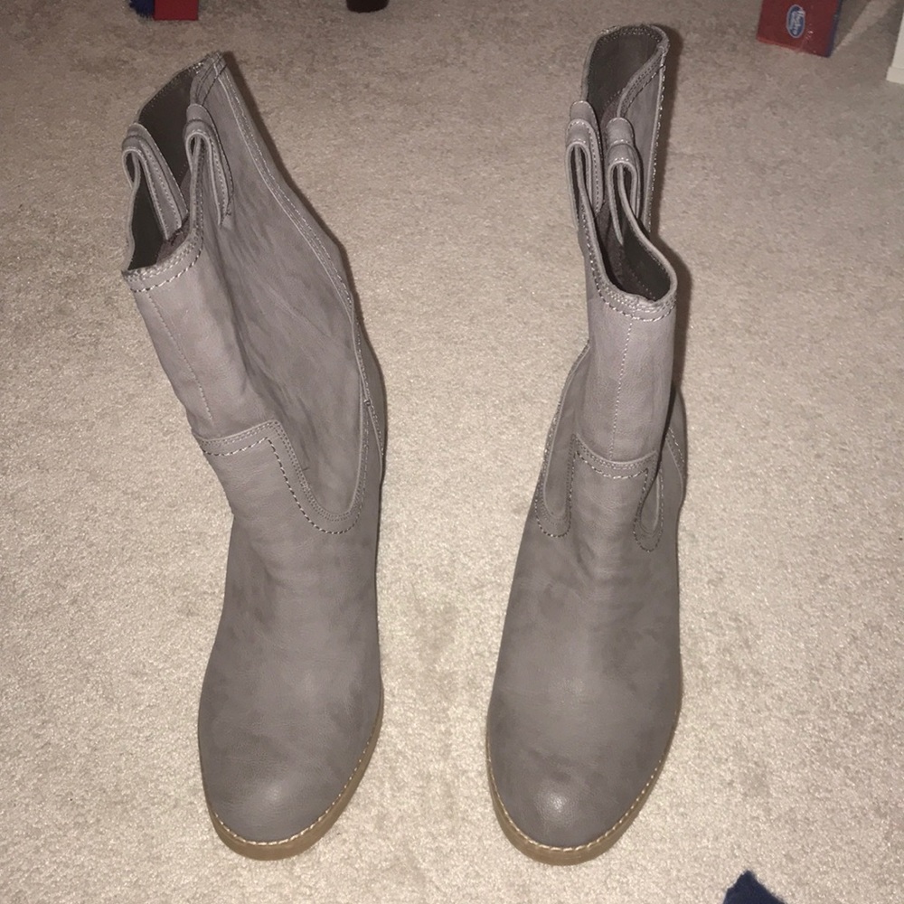 Never Worn Gray Boots